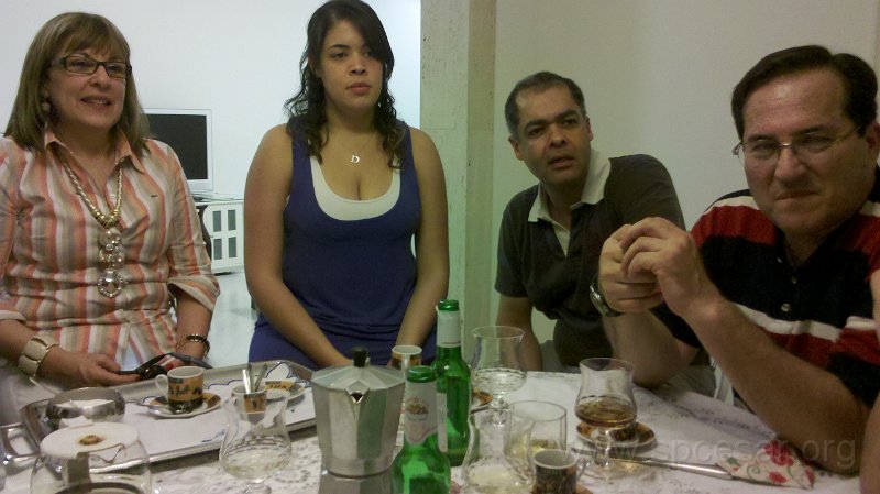 2010-11-08_19-30-24_895.jpg - Rachel, Debora, Martins, Paulo Henrique. Eta jantarzao....